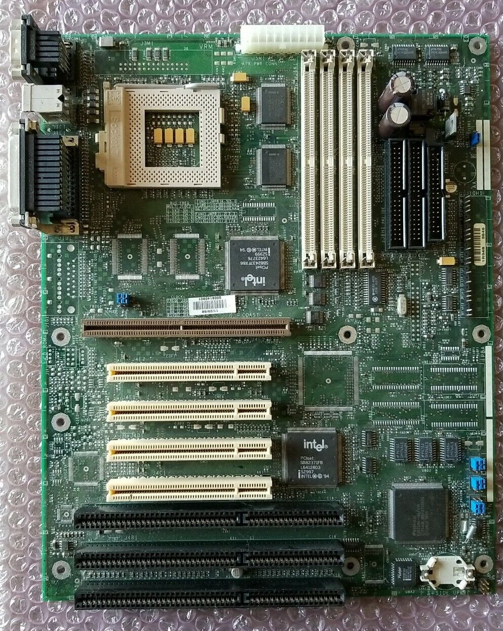 1996 Vintage Socket 7 ATX Motherboard Intel PCI Chipset 0006140901