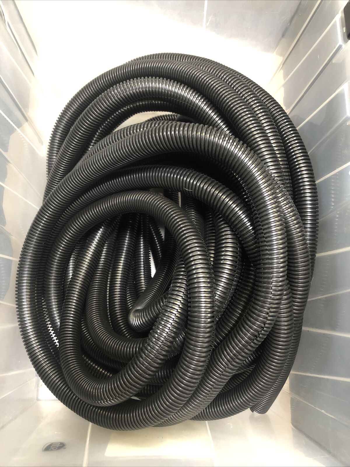  BLACK FLEXIBLE SPLIT LOOM 1 INCH, 64FT FOR CORD CABLE CONDUIT HOSE - NEW