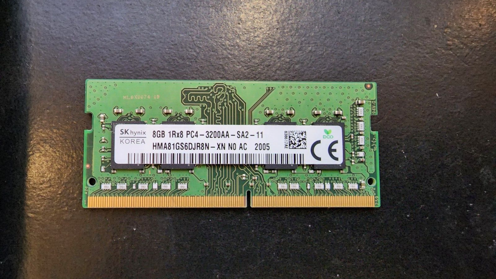 SK hynix 8GB DDR4 PC4-3200AA (PC4-25600) SODIMM Memory Module (5858)