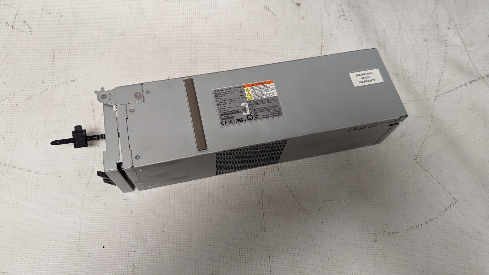Netapp DS4243 / DS4246 SAN Expansion Array Power Supply HB-PCM01-580-AC 580W