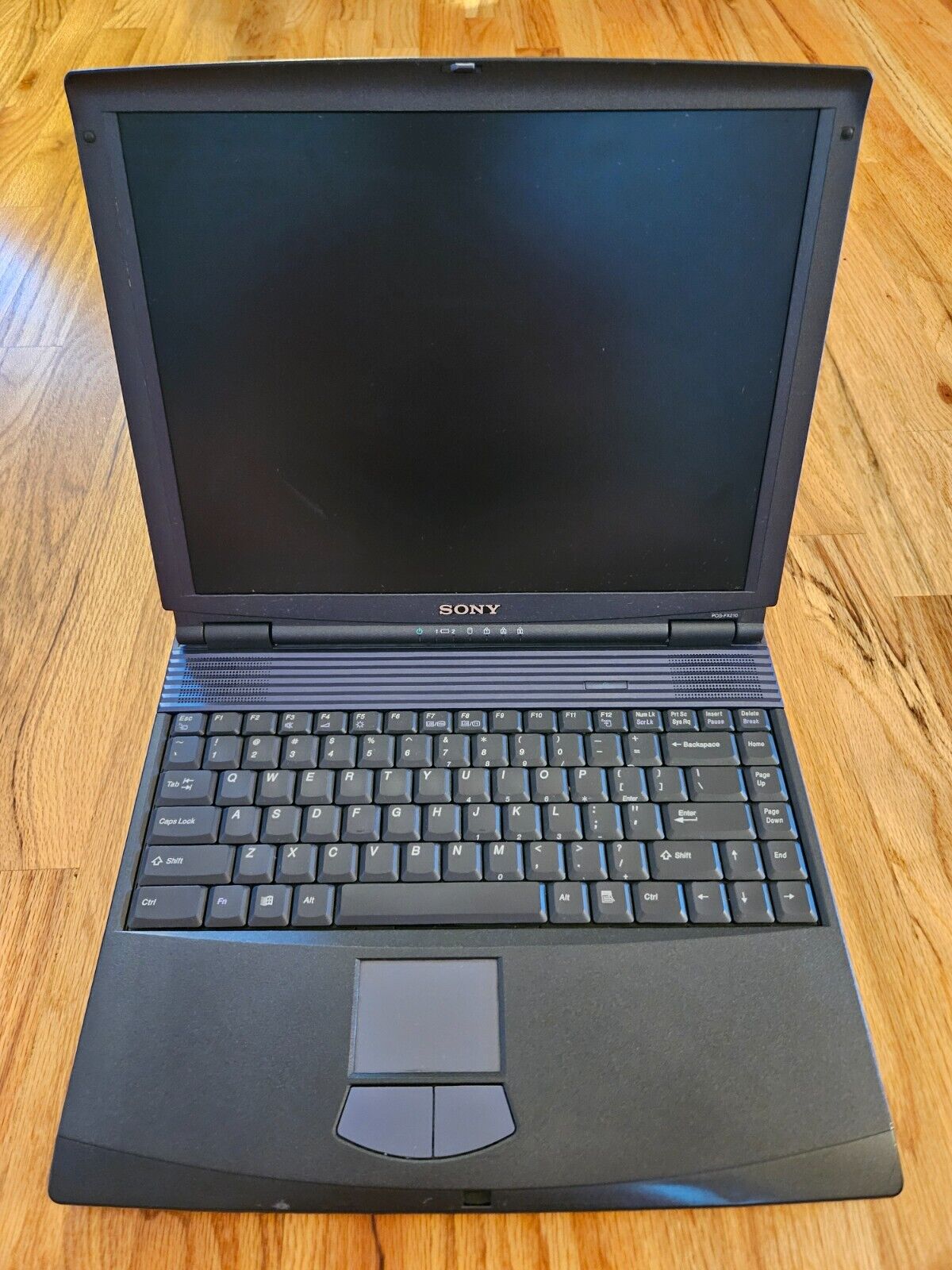 Vintage Sony Vaio  PCG-FX210 Laptop AMD Duron Untested