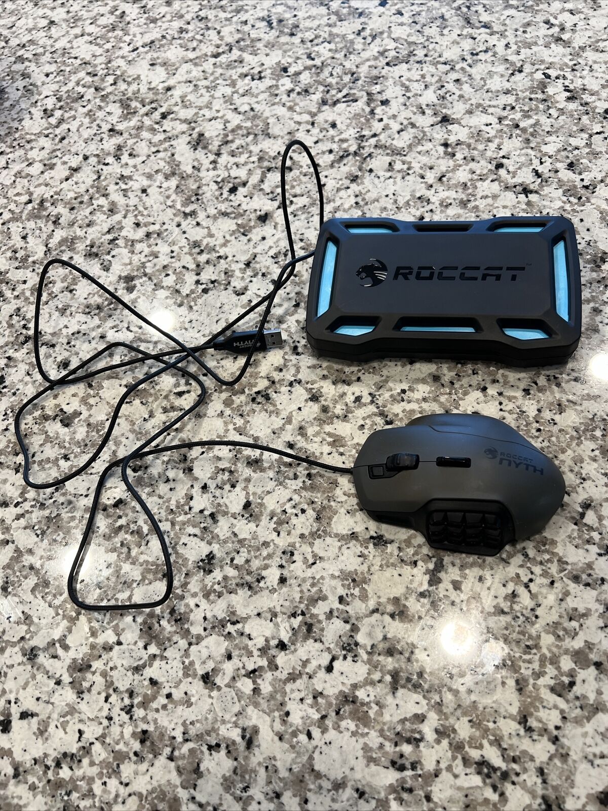 RARE ROCCAT NYTH Super Rare Low Quantity Made Mouse, Works Great  US