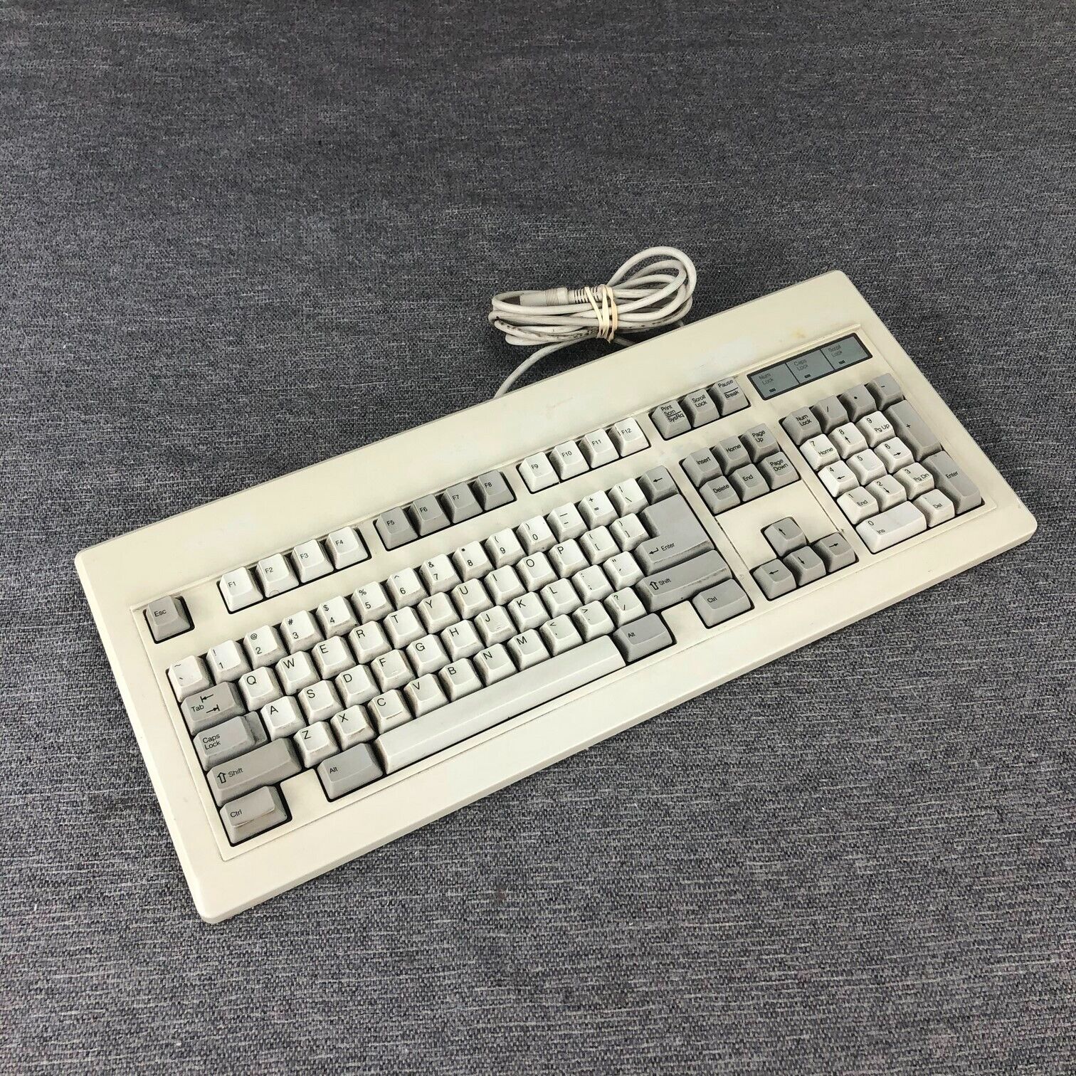 Vintage NMB RT8255C+ AT Space Invaders Keycaps Mechanical Computer Keyboard