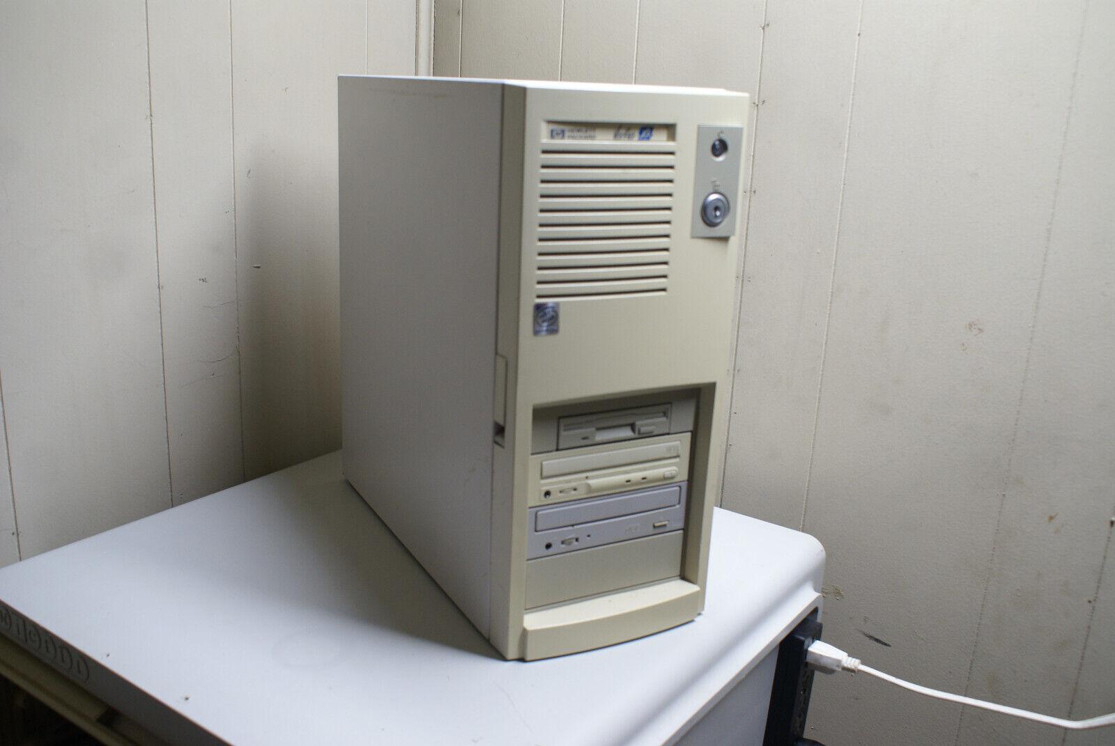 Hewlett Packard HP Vectra XA5/200DT Vintage Workstation PC DOS Windows AWE32 3D