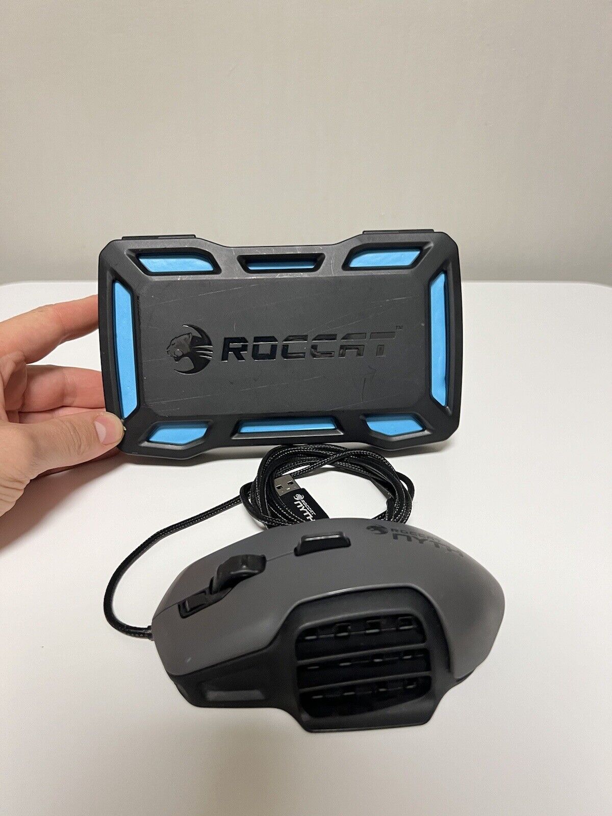 RARE ROCCAT NYTH Super Rare Low Quantity Made Mouse, Works Great