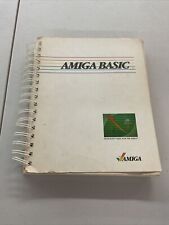 Vintage Amiga Basic Commodore computer manual 1985  User's Guide picture