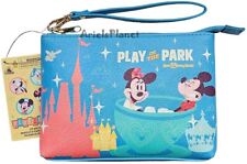 2024 Disney Parks Mickey & Minnie Play in Park Light Up Wristlet Wallet Clutch picture