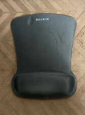Belkin WaveRest Series Gel Mouse Pad ~ Mouse Pad with Wrist Rest picture