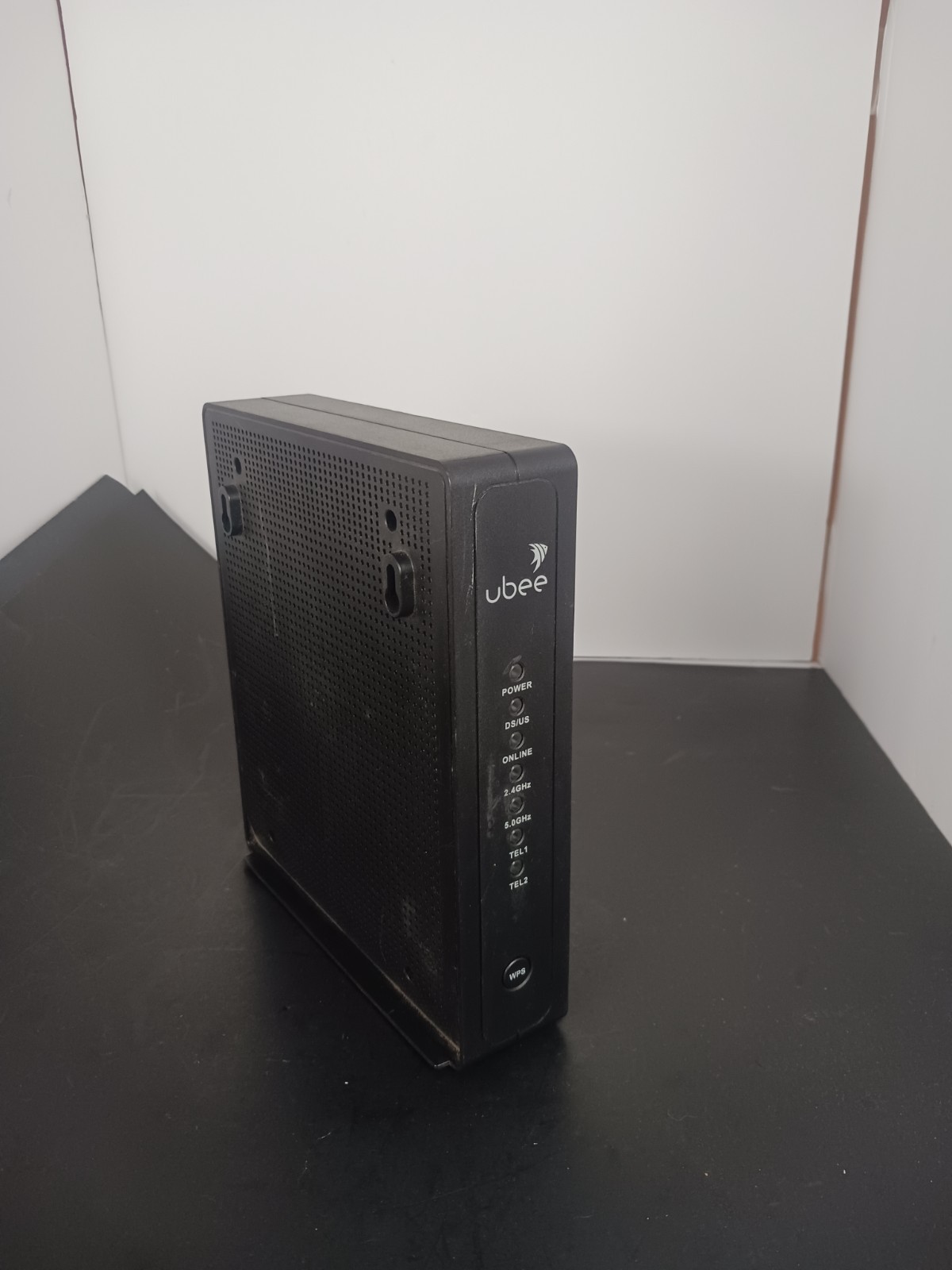 Ubee UBC1301 DOCSIS 3.0 Cable Modem Wireless Wi-Fi Router Gateway Altice Optimum