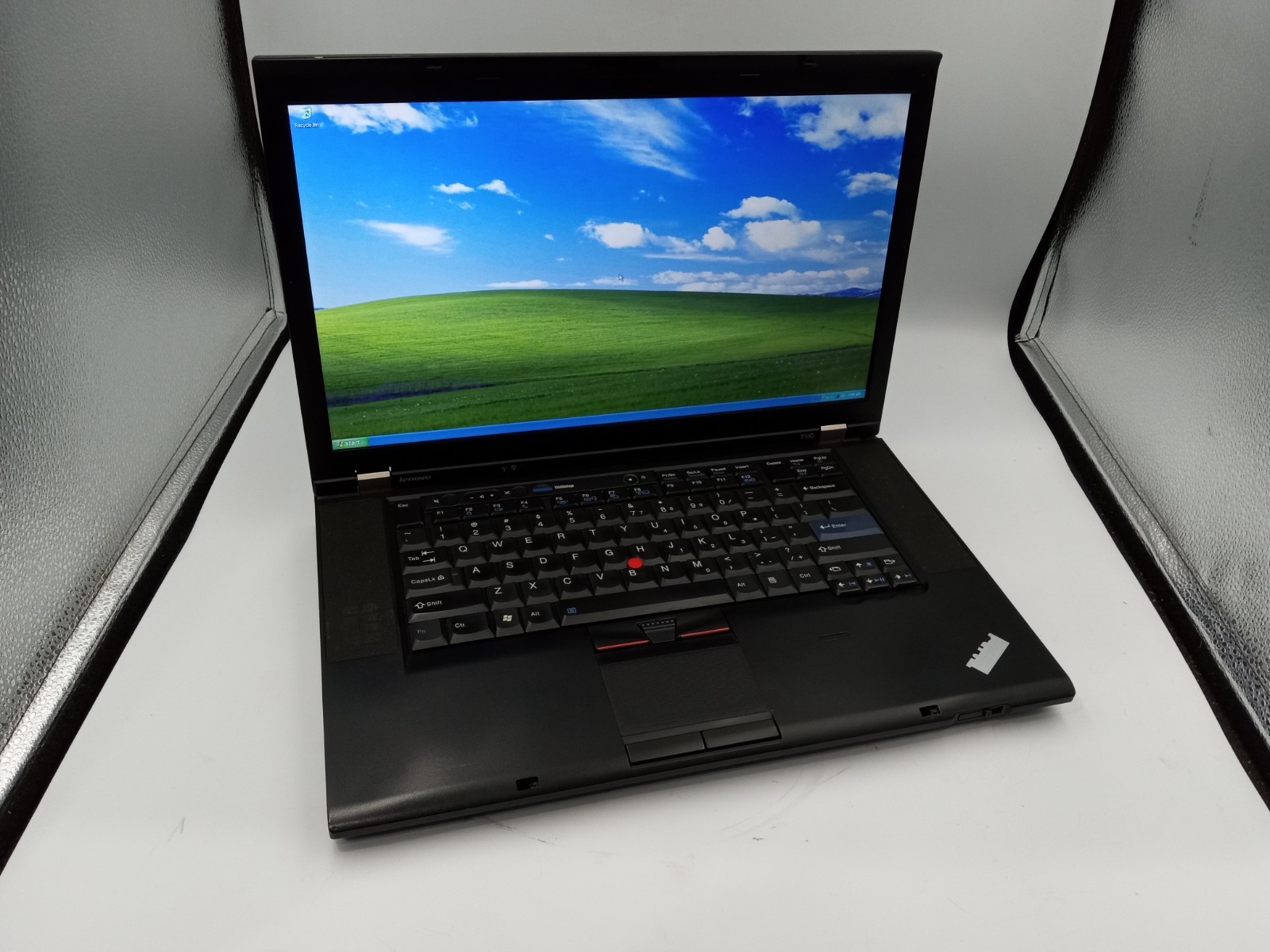Lenovo ThinkPad T510 15" Laptop i7-620M 4GB 500GB  Windows XP Nvidia - READ -RR