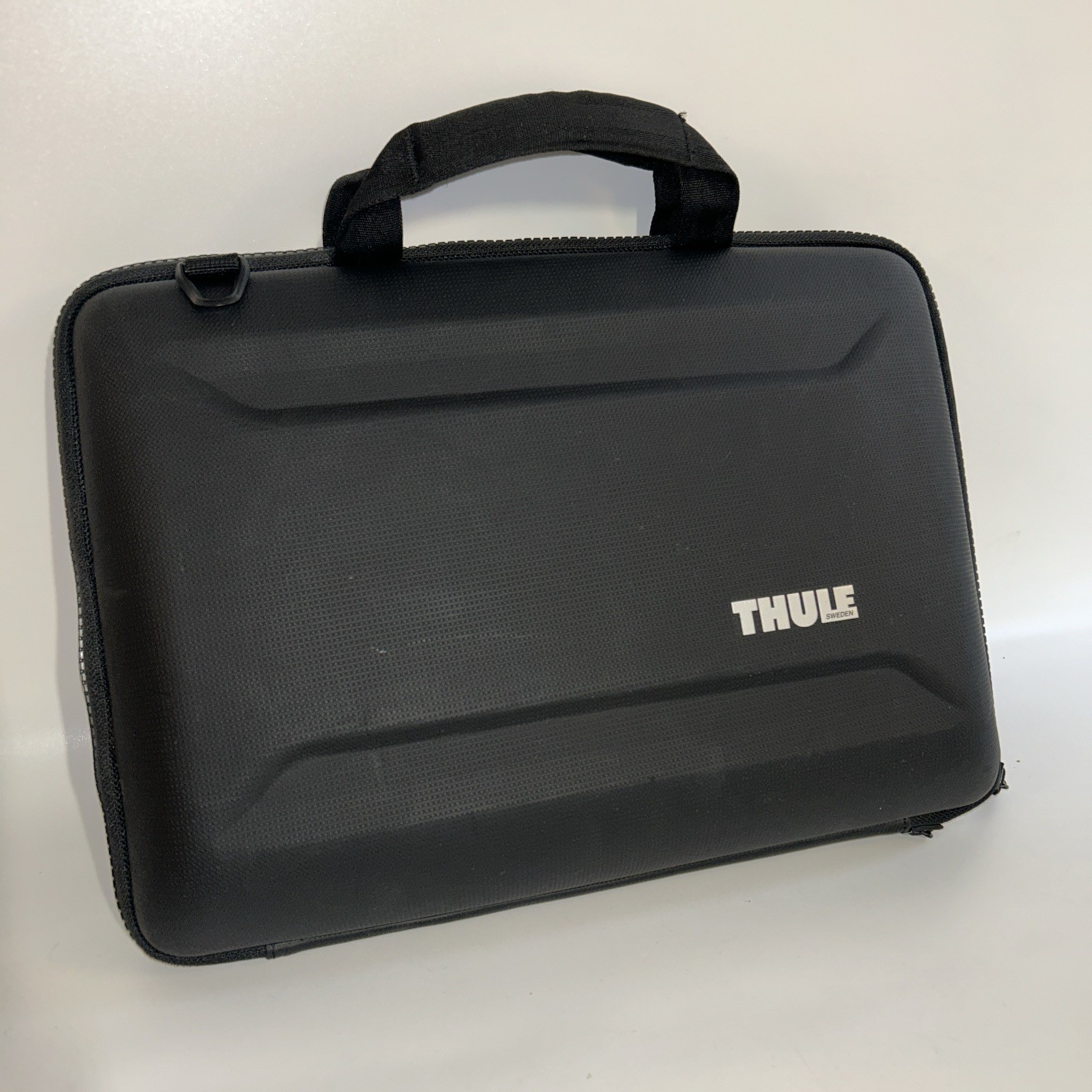 Thule Gauntlet 4 Attaché Briefcase for 13 And 14 Inch MacBooks/Laptops
