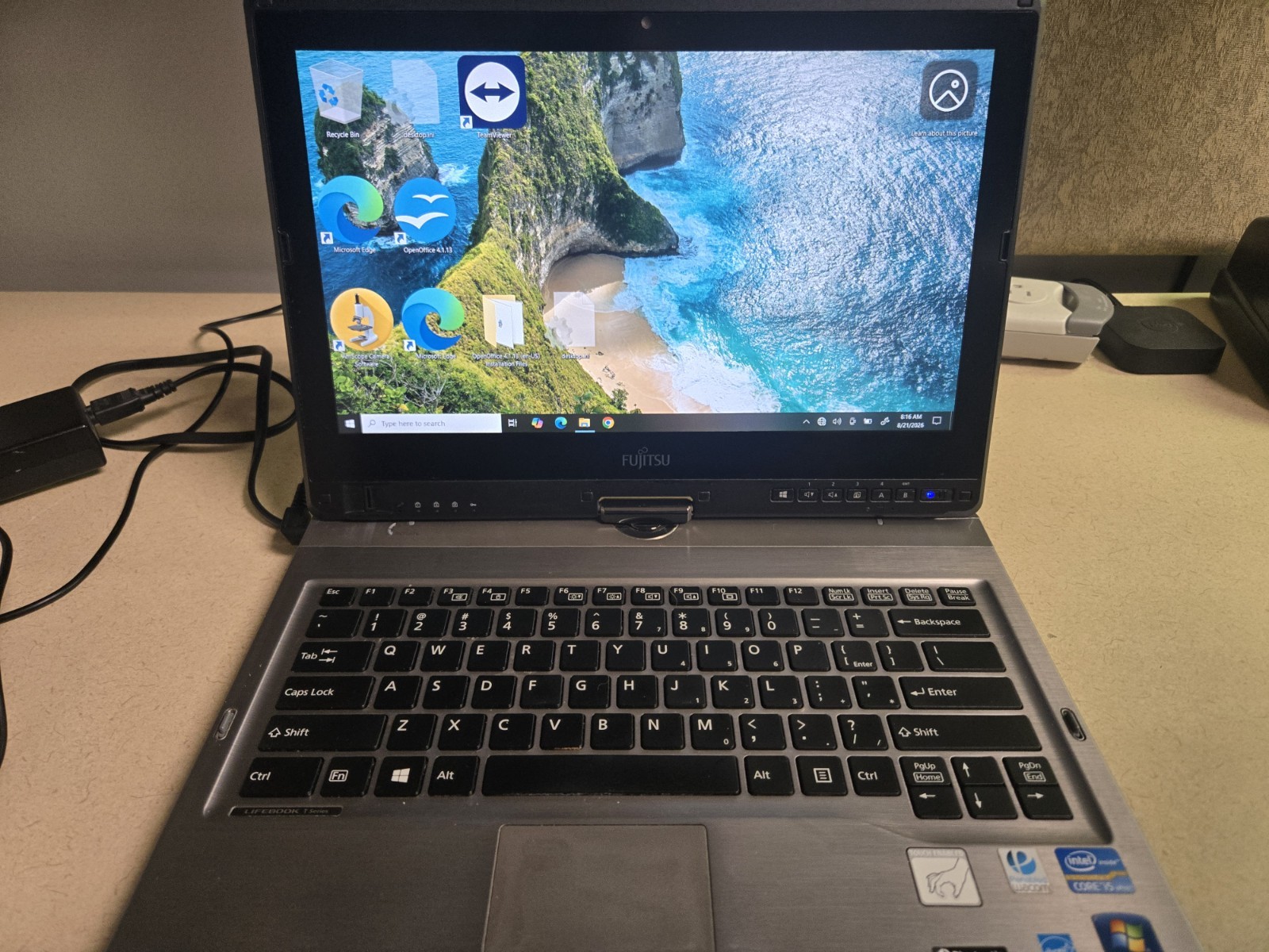 Fujitsu LifeBook T902 i5-3320M@2.6GHz 4GB Mem, OCZ Vector 150 250GB SSD