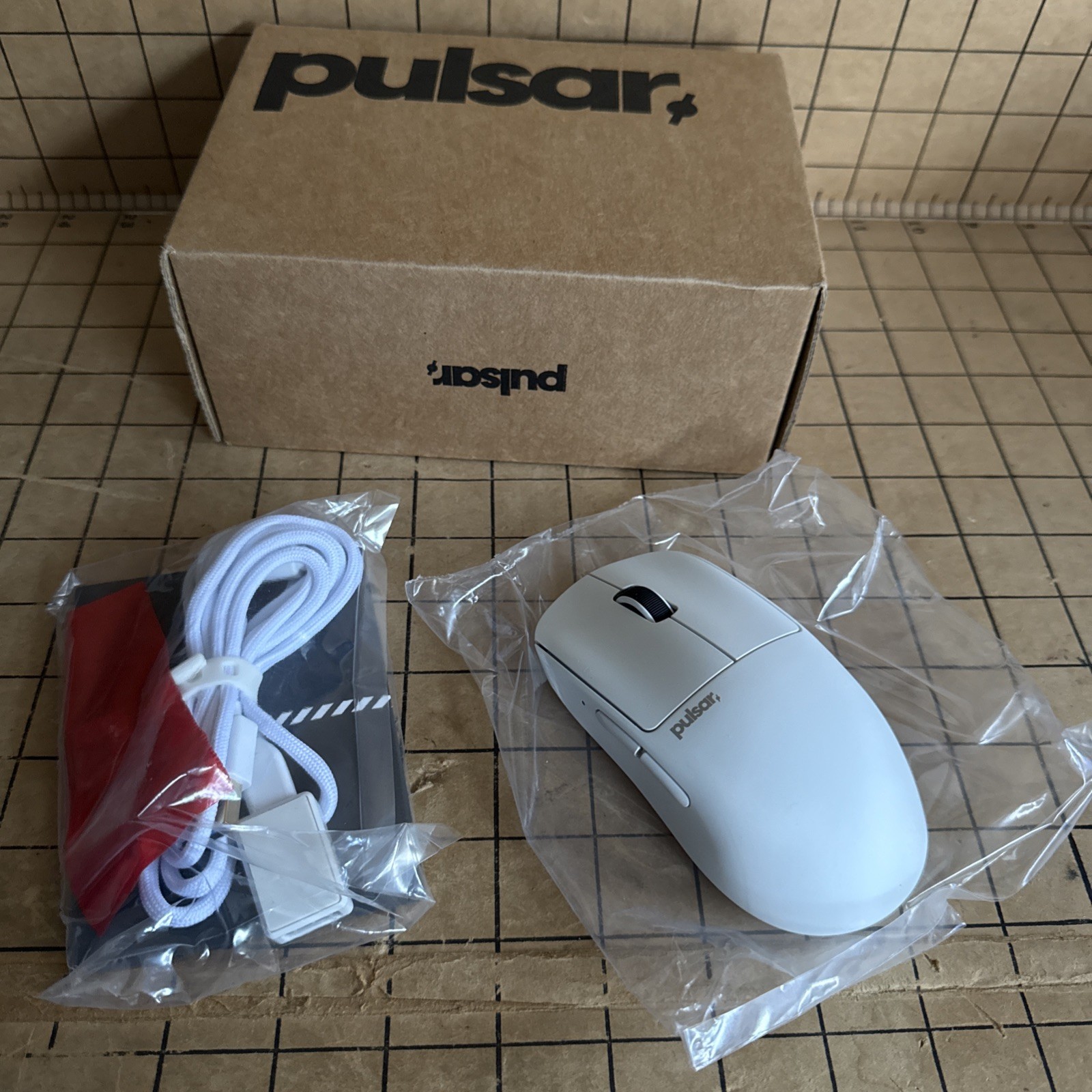 Pulsar X2 V2 Wireless eSports Gaming Mouse Size 1 mini White