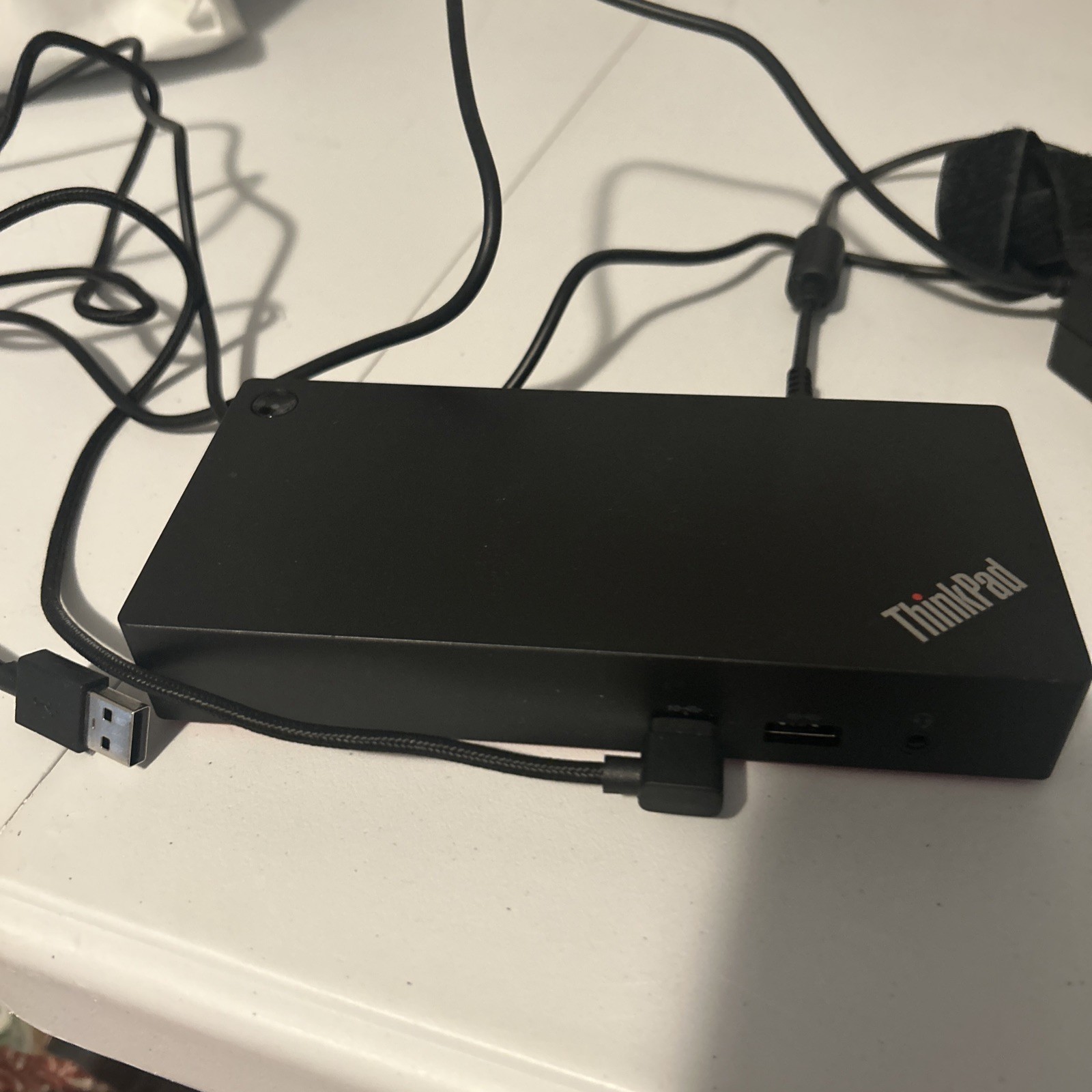 Lenovo Docking Station THINKPAD USB-C DOCK, Pls See Photos