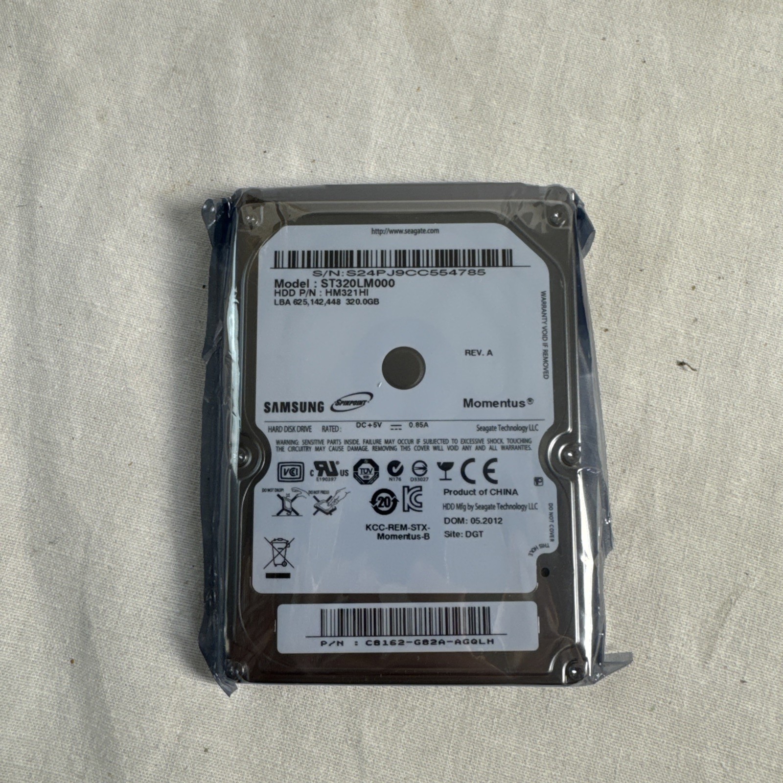 Samsung Momentus 320 Gigabyte HDD Hard drive Laptop NEW IN PACKAGE 