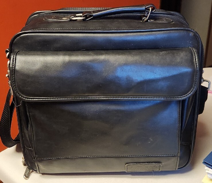 CUN1 TARGUS Air CB Commercial Laptop Shoulder Bag Travel Carry Case Business VTG