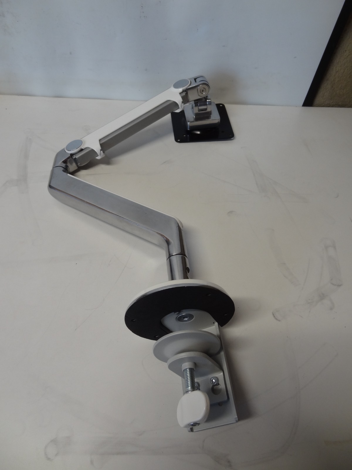 Humanscale Monitor Display Rotating Arm w/Desk Clamp Mount Metal