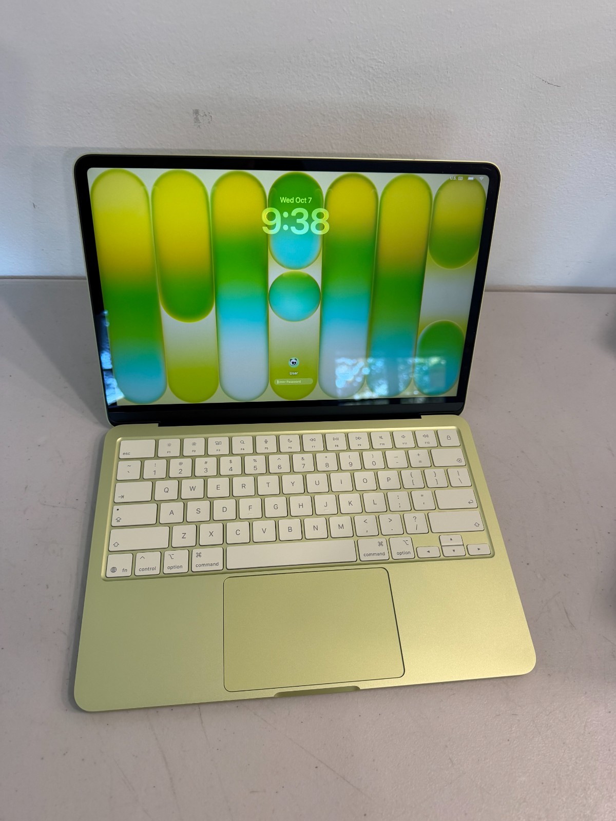 Apple MacBook Neo 13" A18 Pro 8GB RAM 256GB SSD Green 2026 Excellent Refurb
