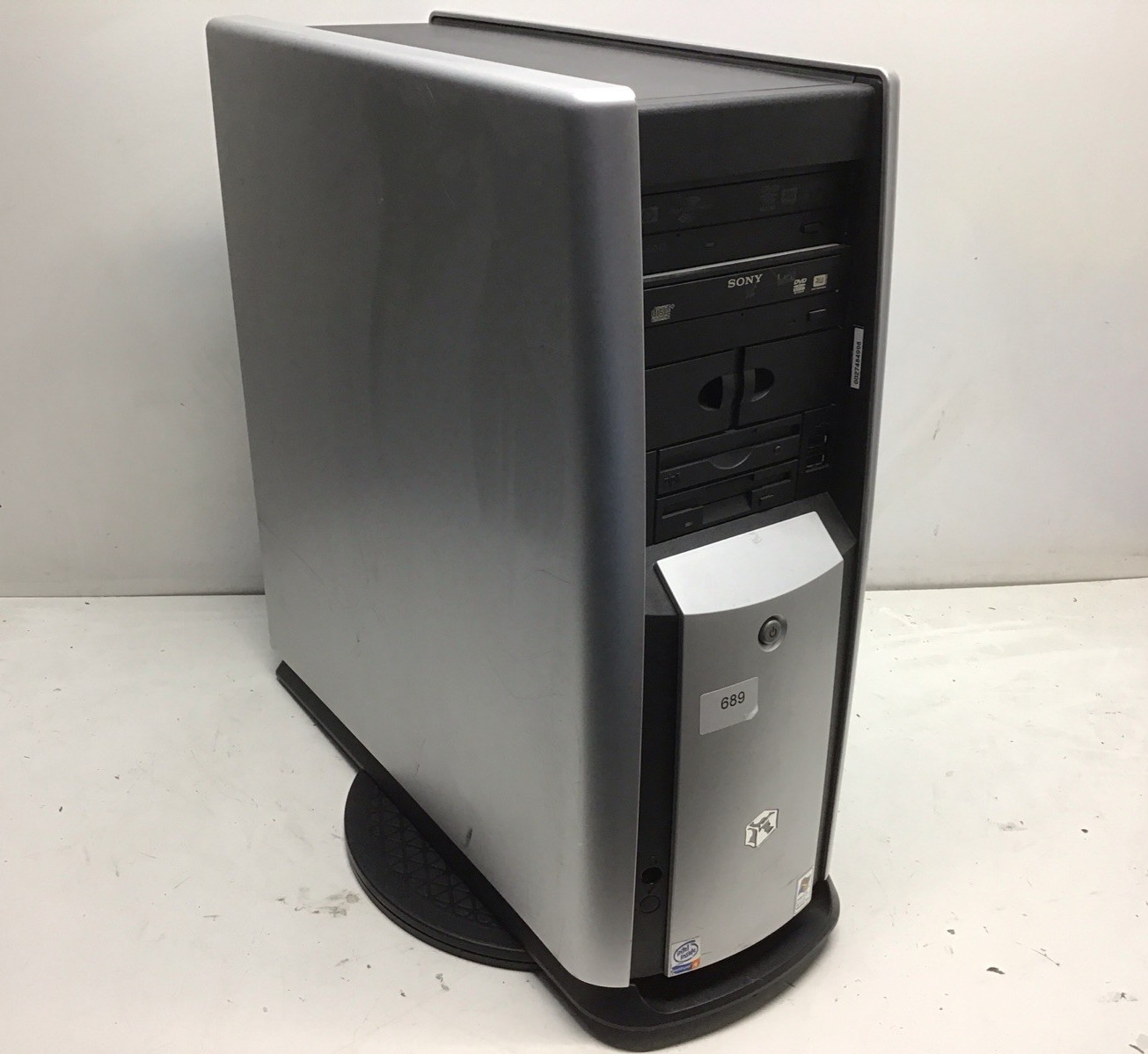 Gateway ATXAEG LX2 700X Intel Pentium 4 2.40GHz 1GB NO HDD