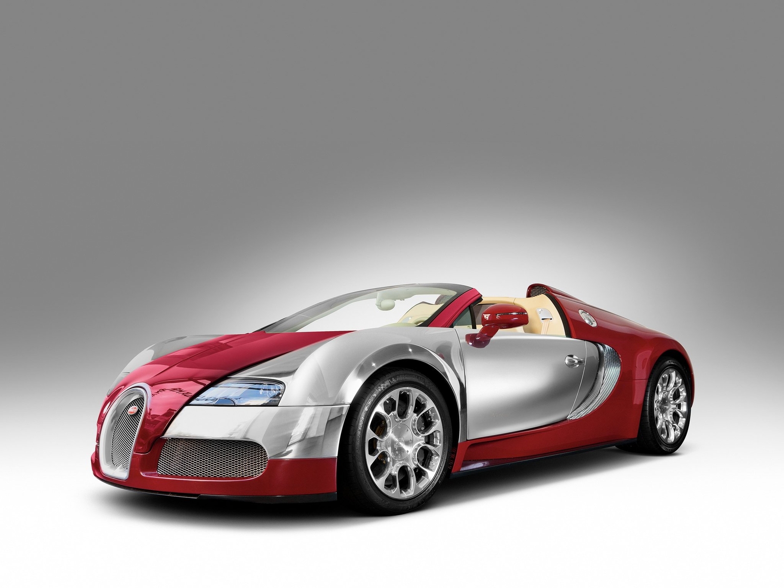Cars 2010 bugatti veyron grand sport roadster 669 Desk Mat Stitched