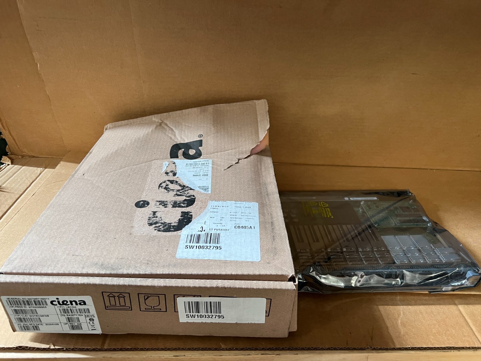 NTK529BBE5 CIENA/NORTEL OM6500 10X10G MUX MULTI-PROTOCOL 10XXFP CIRCUT MFG 09/23