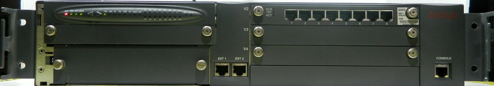 Avaya G700 S8300 Media Gateway, 700316326 w/MM711