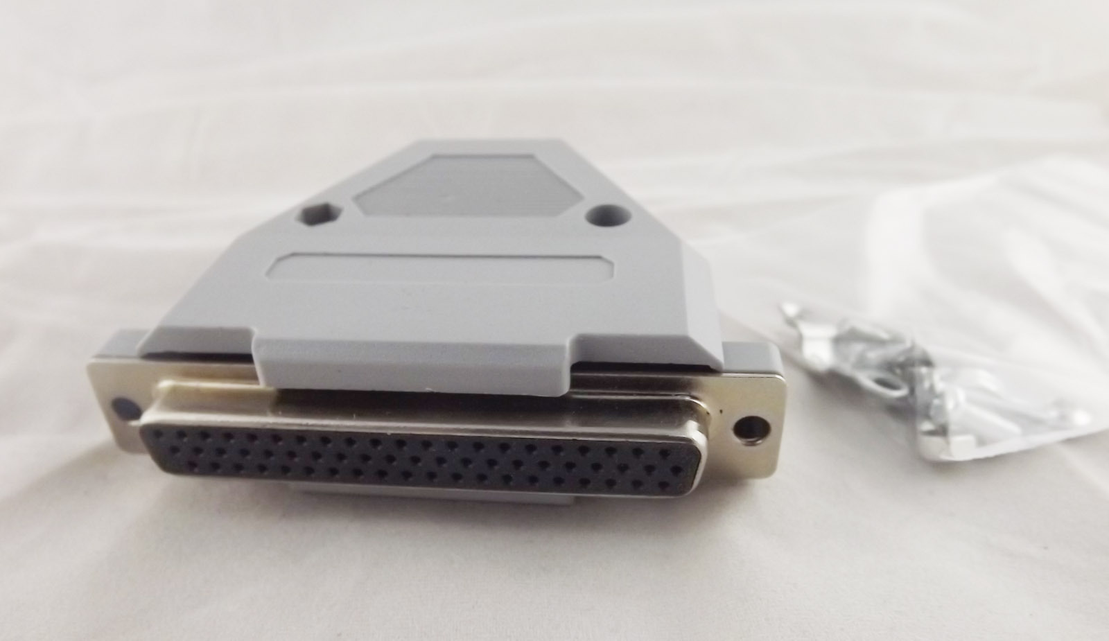 10x DB62 Female 62 Pin 3 Rows D-SUB Connector Grey Plastic Hood Cover Backshell