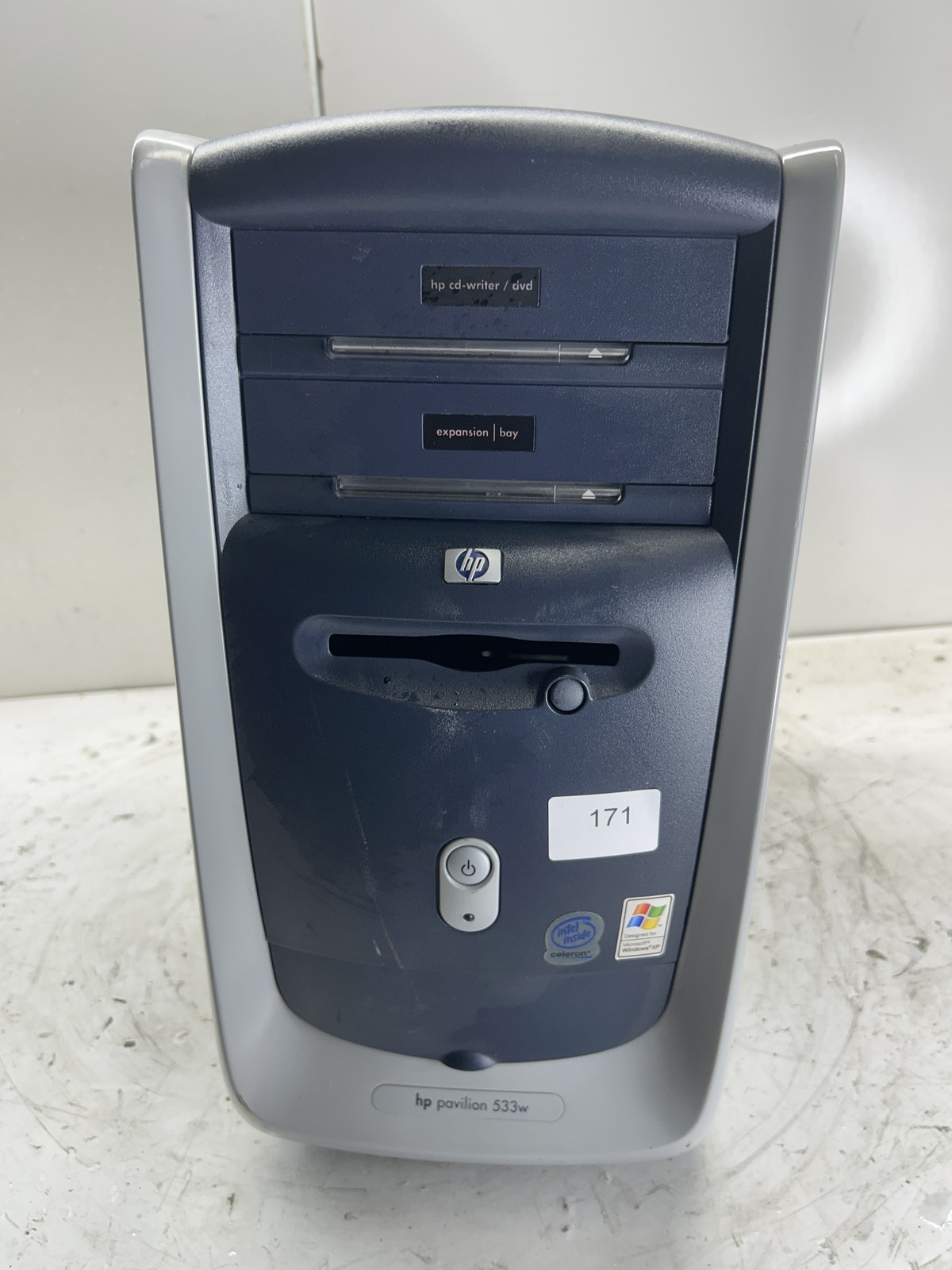 HP Pavilion 533w Intel Celeron 2.00GHz 256MB NO HDD