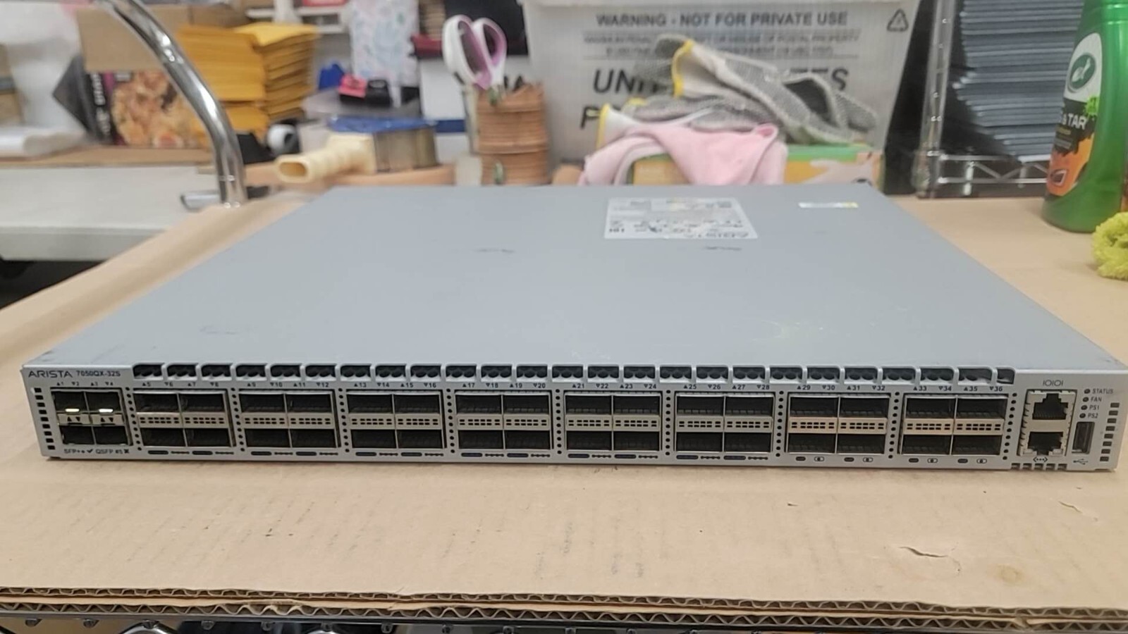 Arista DCS-7050QX-32S 32x 40GBQSFP+ & 4xSFP+ Switch Front to Rear Airflow (Red)