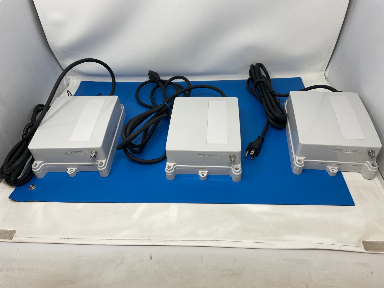 3 PoE Injectors: Cisco AIR-PWRINJ-60RGD1 Aironet 60W, Microsemi PWR-INJ60/AC-NA