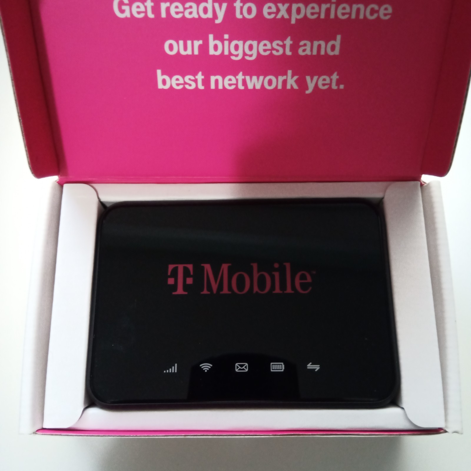 T-Mobile TMOHS1 Portable Internet Hotspot 4G LTE WIFI , Open Box, Excellent Cond