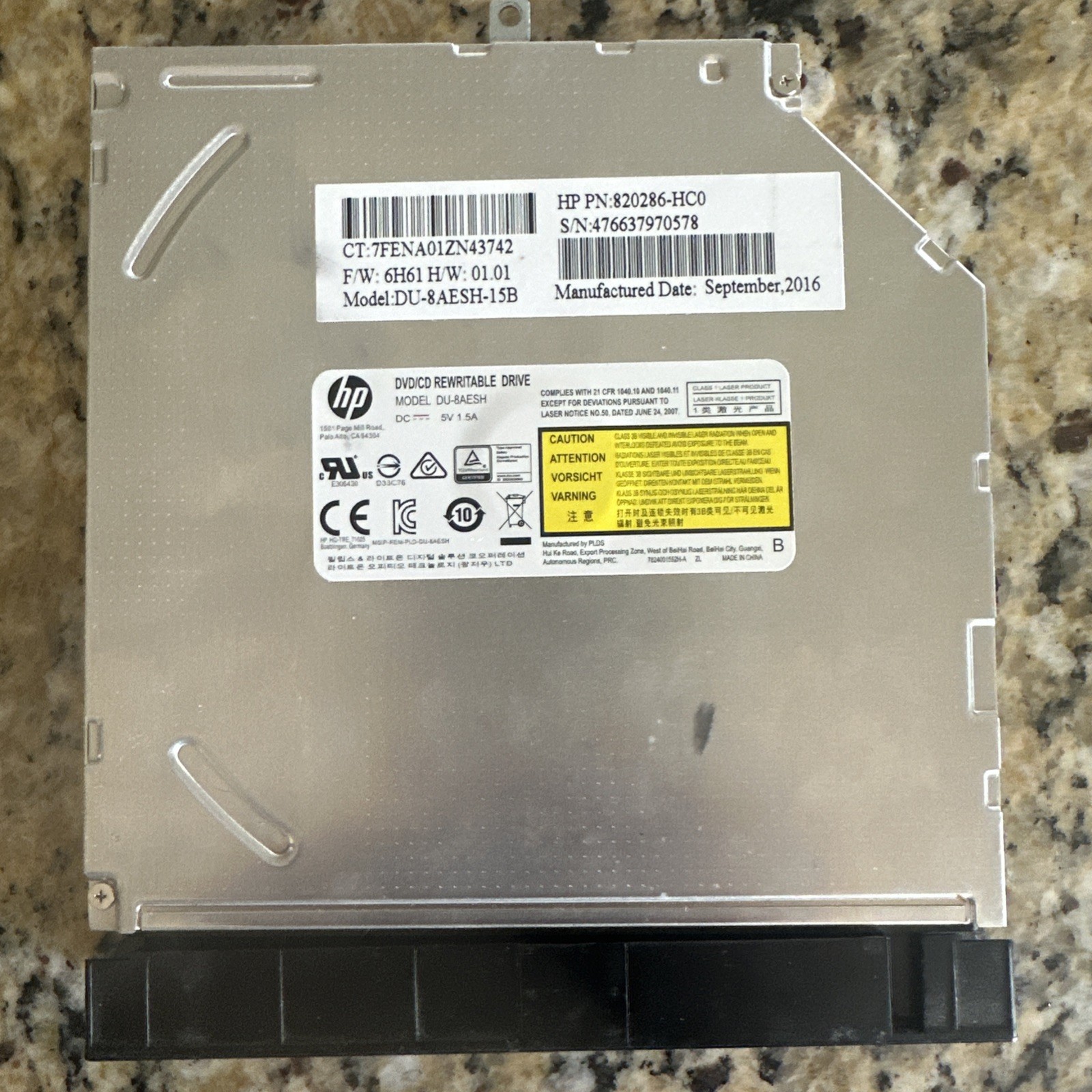 HP DVD/CD Rewritable Drive DU-8AESH-15B 820286-HC0 Slim SATA Optical Drive