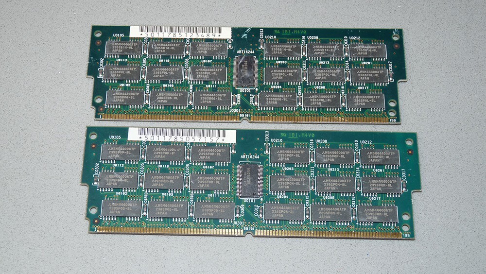 LOT of 5 SUN SERVER MEM. 16MB 200-PIN Mitsubishi MH1M144ATJ-8,