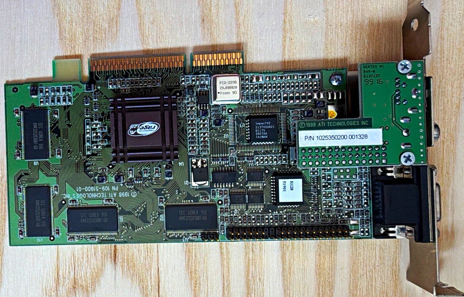 READ DETAILS  ATI Rage 128 AGP 32MB SDRAM VGA/S-Video/Composite (RCA) TV-Out
