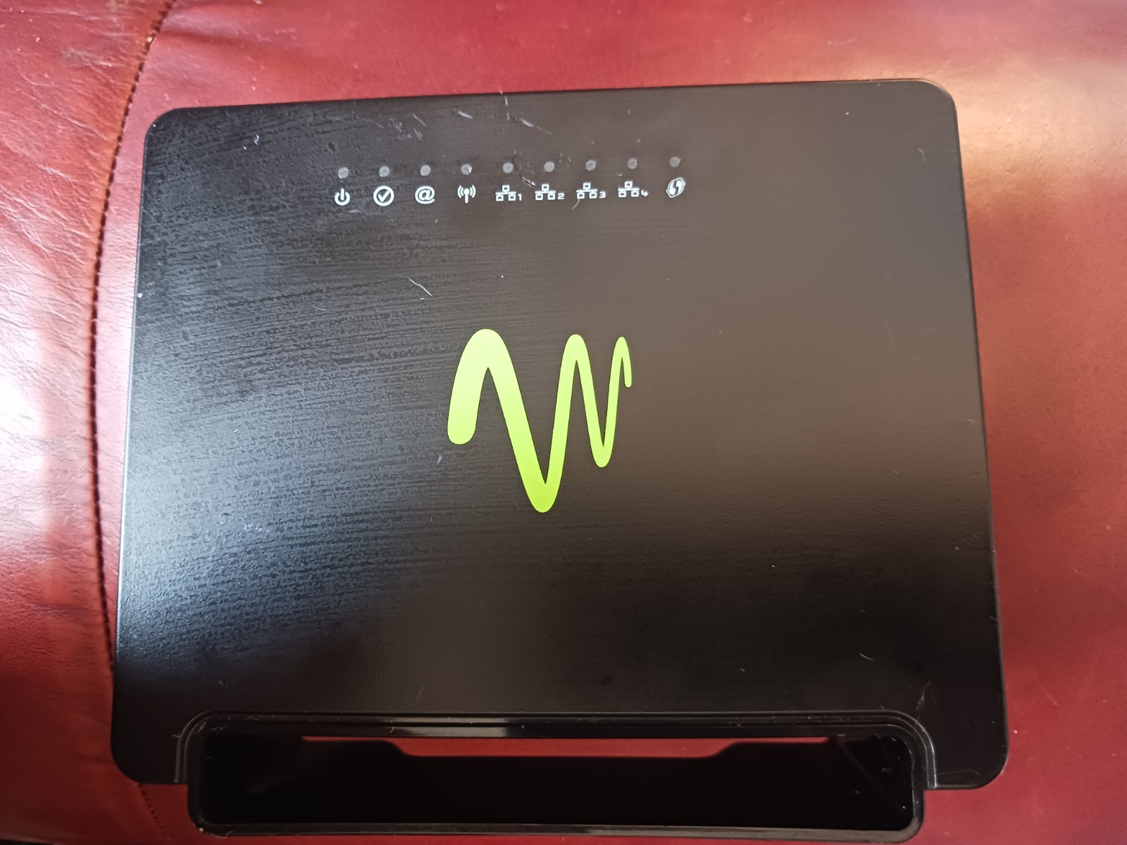 Sagemcom F@ST 1704N Wireless ADSL Router Black 4-Port 54Mbps WiFi 100Mbps