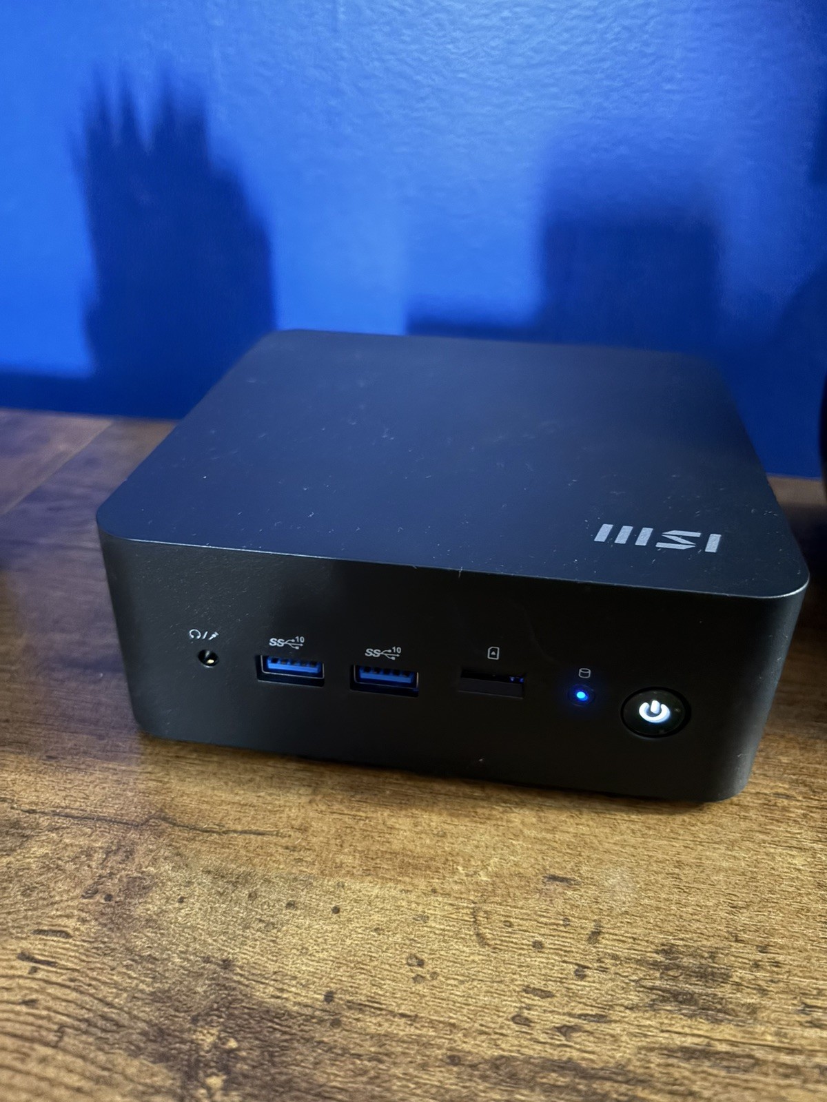 MSI - Cubi NUC 1MG Mini Desktop - Intel Core 3-100U 2024 - 16GB Memory - Inte...