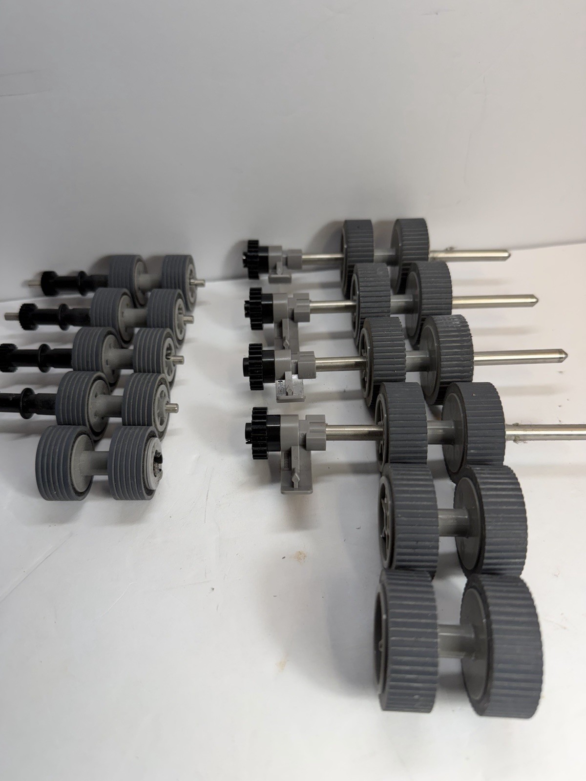 Lot of used Parts for Fujitsu FI & IX -series Pickup, Brake Rollers Replacement