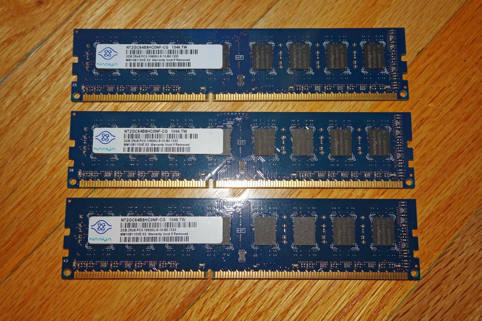 Nanya 2GB 2Rx8 PC3-10600U-9-10-B0.1333 NT2GC64B8HC0NF-CG Memory Ram Sticks x3