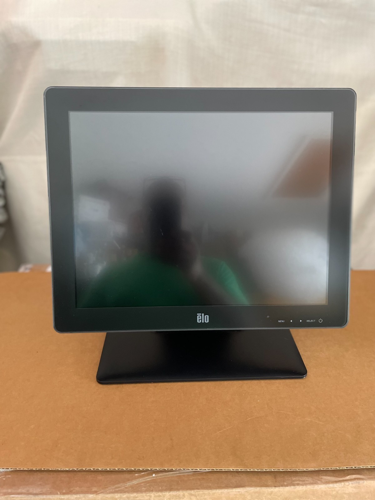 Elo 1523L 15" Monitor, ET1523L-8UWA-1-BL-MT-ZB-G | NO POWER ADAPTER