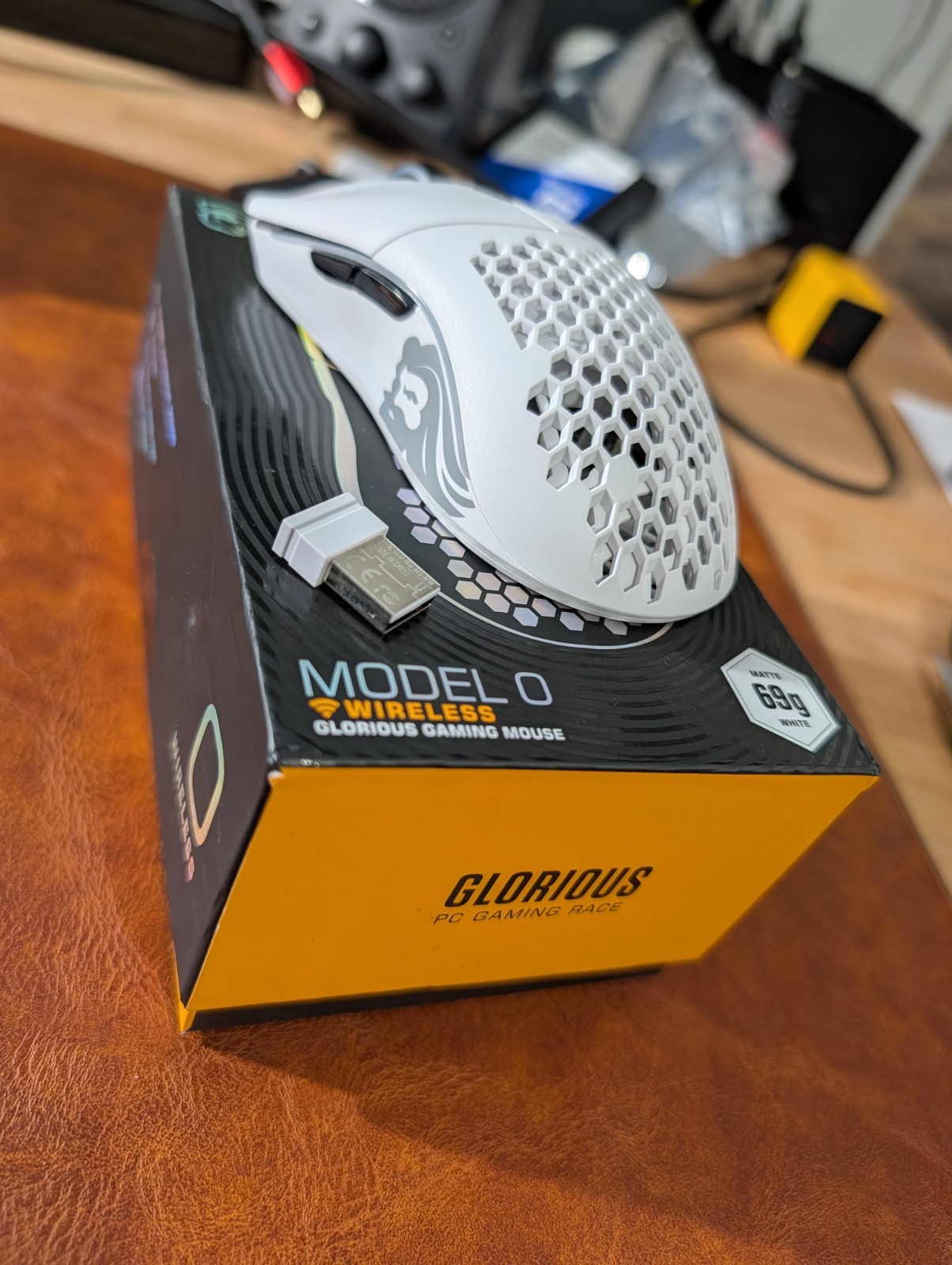 Glorious PC Gaming Mouse Model O Wireless  RGB 69g Matte White 2.4GHz 1000Hz