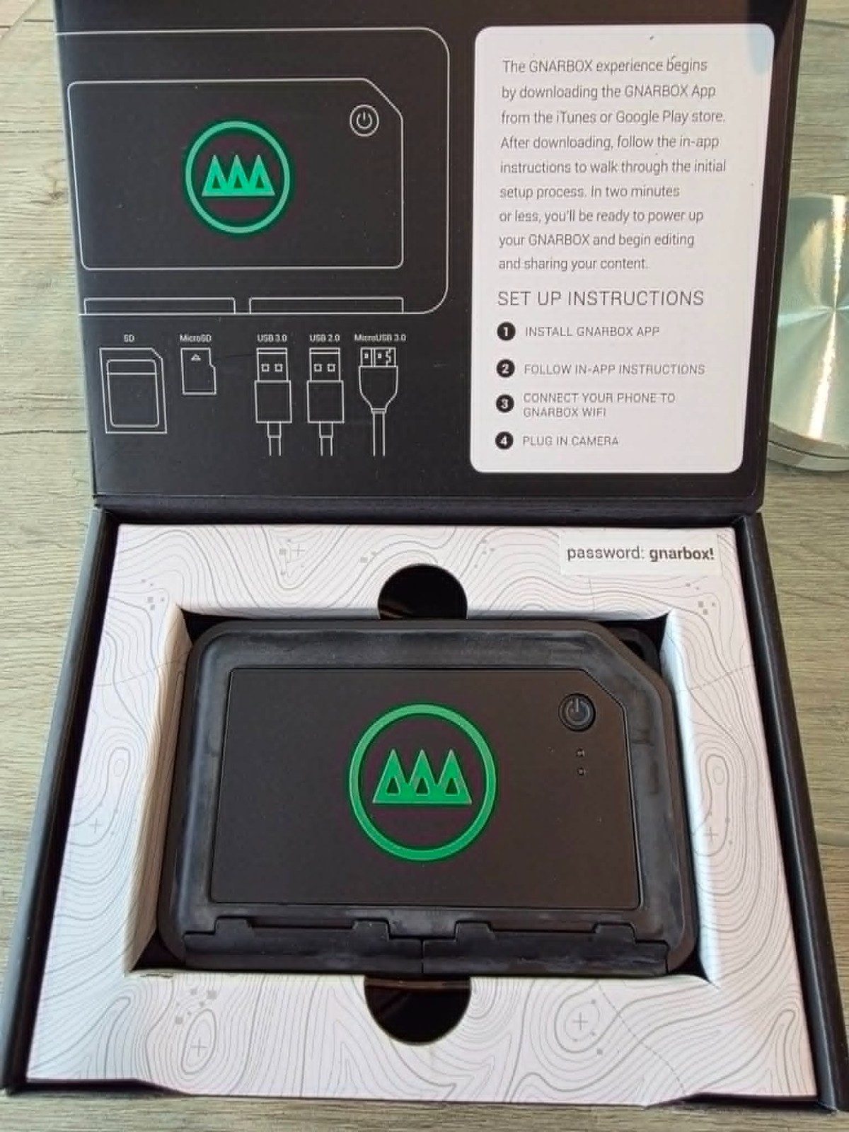 GNARBOX 1.0 (128GB) portable backup and editing device for Photos and Videos