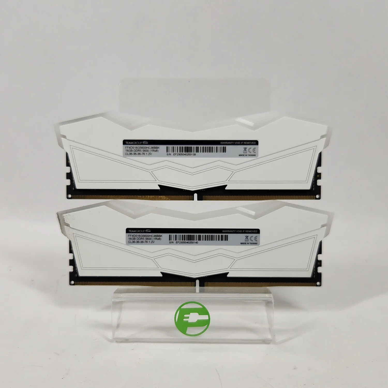 TeamGroup T-Force Delta RGB 32GB (2x16GB) RAM DDR5 5600MHz FF4D516G5600HC36BBK