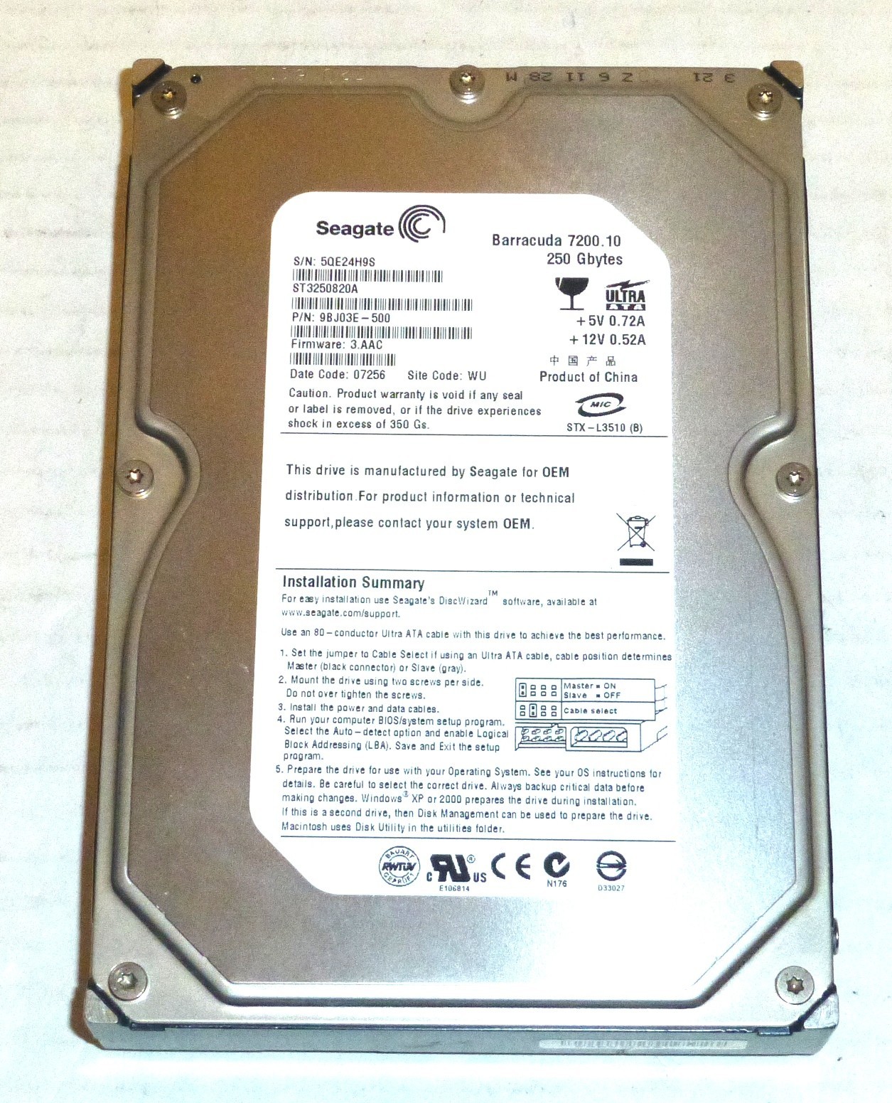 Seagate ST3250820A 250GB IDE Hard Drive P/N: 9BJ03E-500 F/W: 3.AAC  WU  5QE