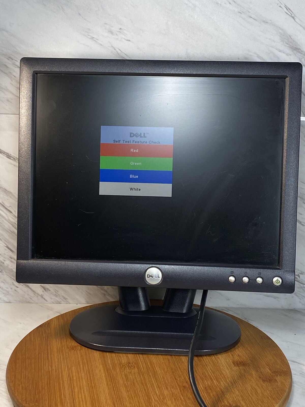 Dell REV A01 Flat Screen Computer Monitor Works With Power Cord 17 Inch Stand