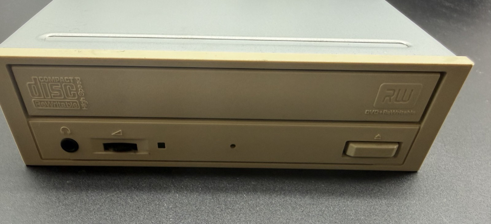 Vintage NEC ND-1100A DVD/CD Combo Drive 4x DVD+RW 16x/40x   IDE 5.25"