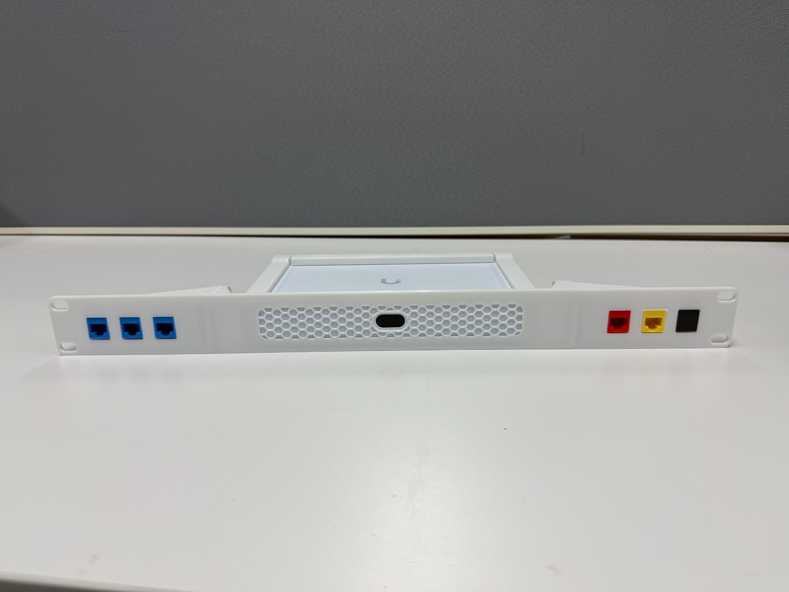 Ubiquiti UniFi UCG/UXG-Fiber Cloud Gateway Custom 1u Rack Mount (6-Port) WHITE