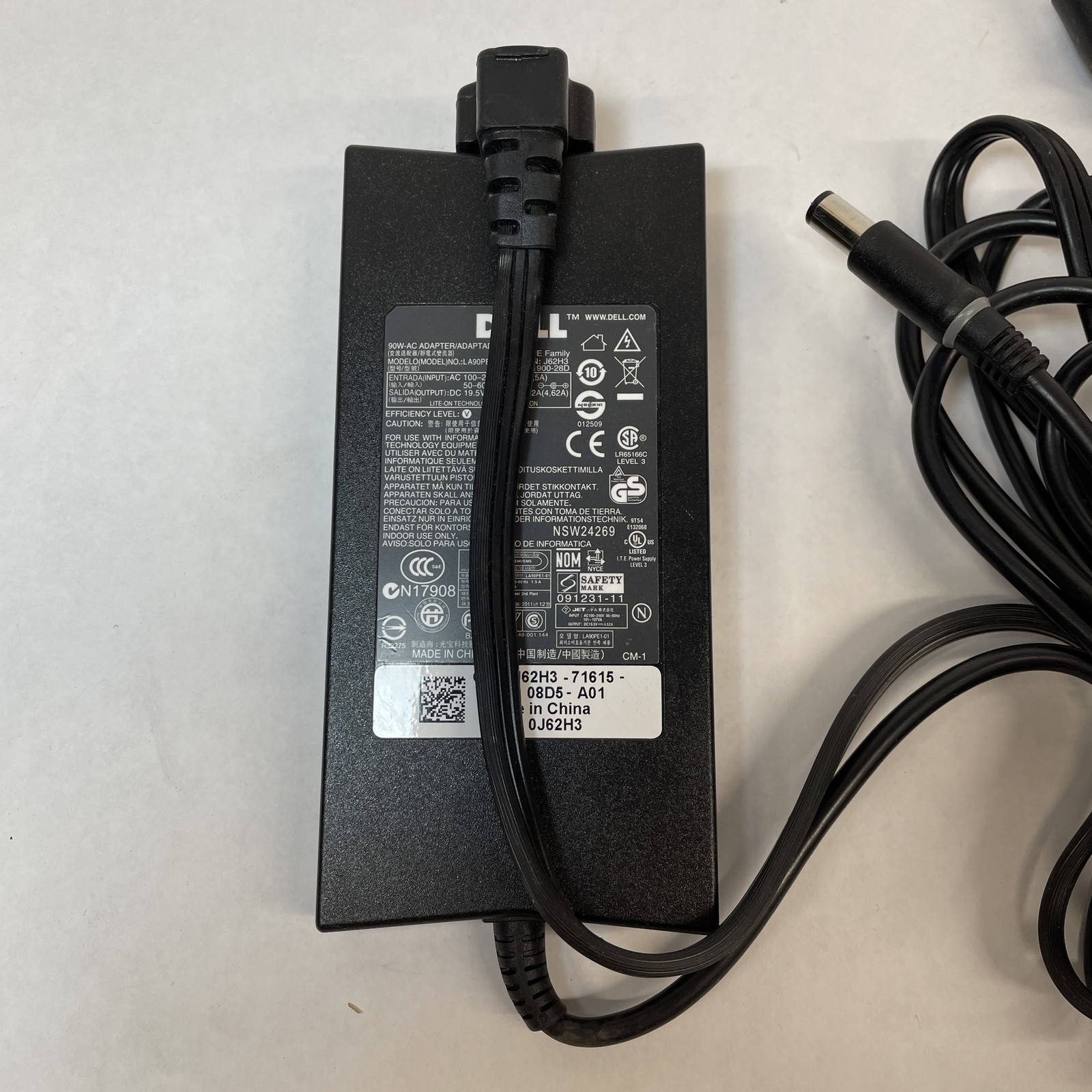 Dell OEM 90W 7.4mm 19.5V 4.62A Big Barrel AC Adapter Mixed Model B Grade