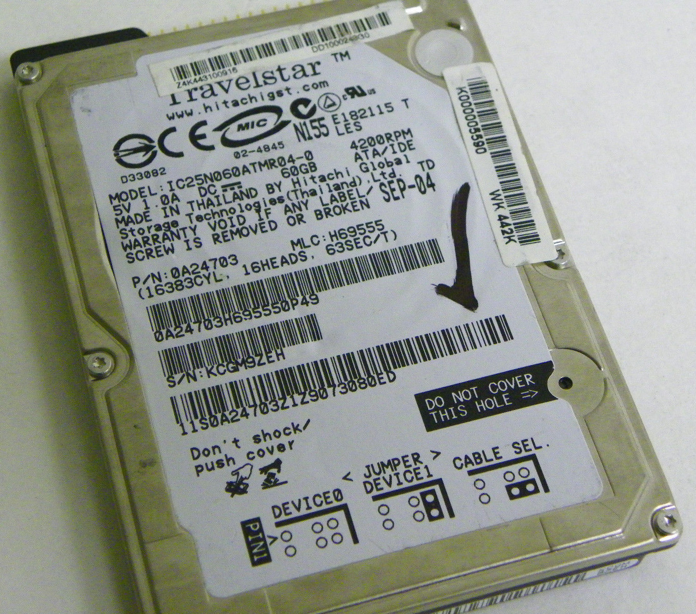60GB Hitachi IC25N060ATMR04-0 Laptop IDE Hard Drive P/N 0A24703 MLC: H69555