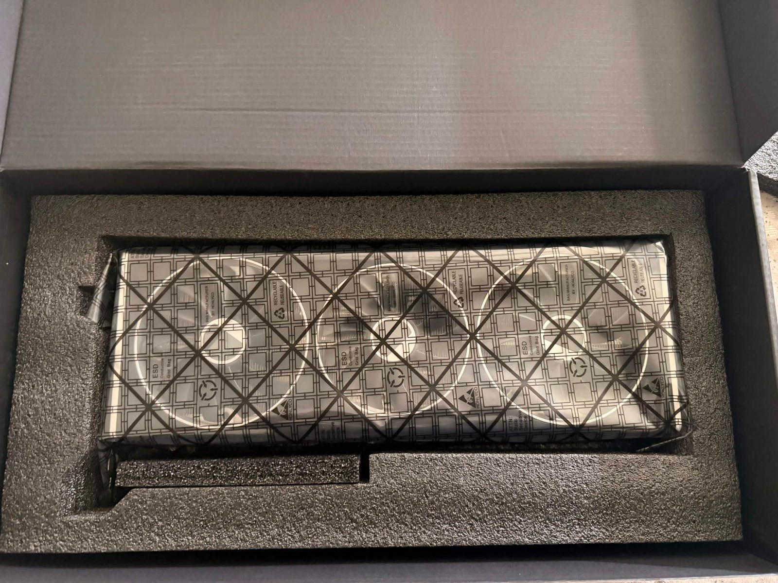 XFX Speedster MERC 319 AMD Radeon 7800 XT