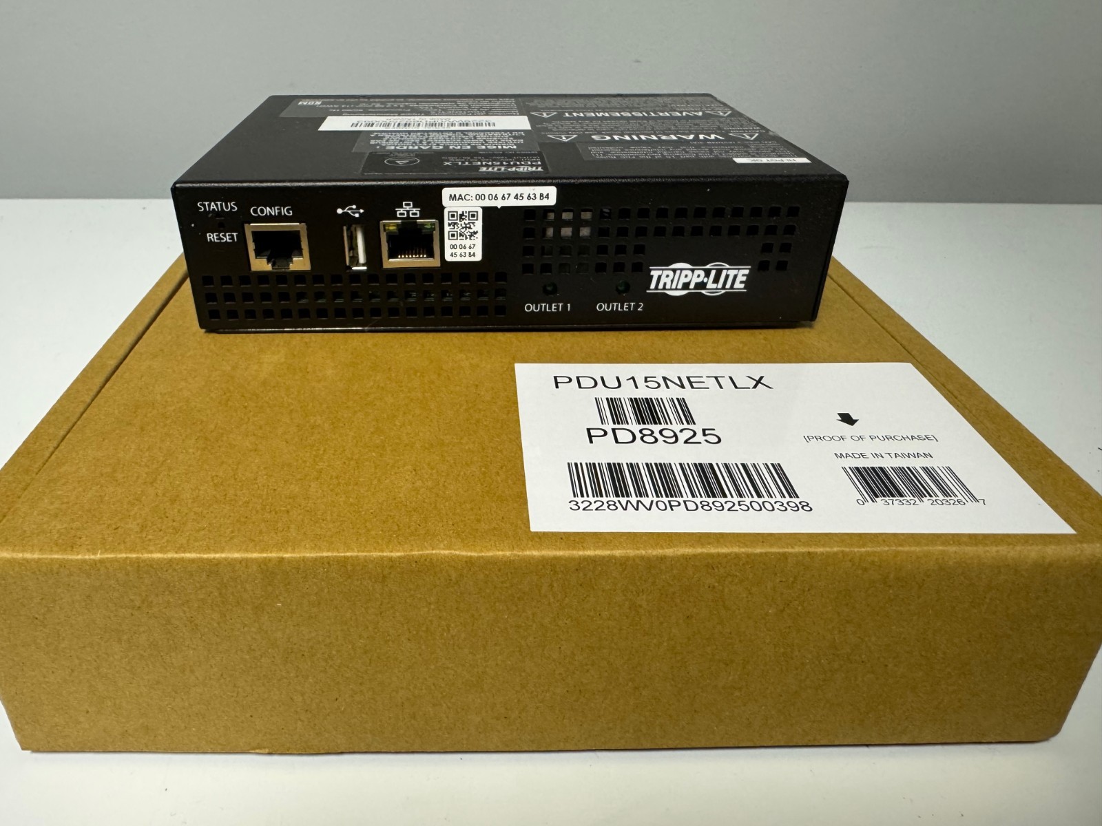 Eaton PDU15NETLX 1.4kW 120V Single-Phase Switched Mini PDU LX Platform Interface